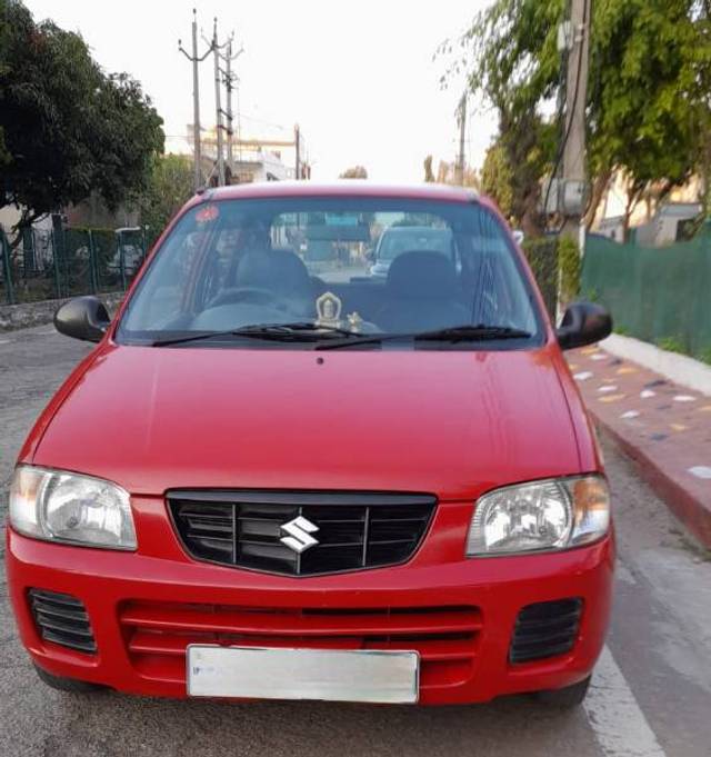 https://images10.gaadi.com/usedgaadi-sellcar/UsedCar/050fc40d-e1aa-4624-8735-fda6edfce485/392a76a9-e192-4547-9a78-c828e0ea5e2b.jpg?imwidth=6400