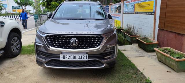 https://images10.gaadi.com/usedgaadi-sellcar/UsedCar/054a3e00-20e5-4000-861a-8a113ca08d9e/1b9d1c03-cfc3-44fb-8ee5-ea371e92c4fa.jpeg?imwidth=6400
