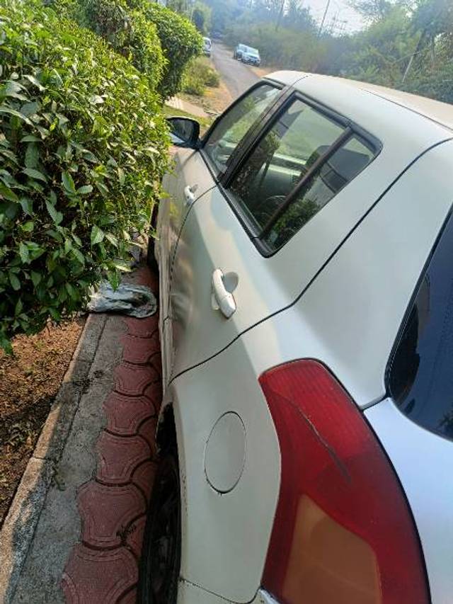 https://images10.gaadi.com/usedgaadi-sellcar/UsedCar/05bb49fd-3b61-4e24-b527-be0ed5a1b913/a5de595a-3d53-4cf6-8ef3-a7757d5a7507.jpg?imwidth=6402