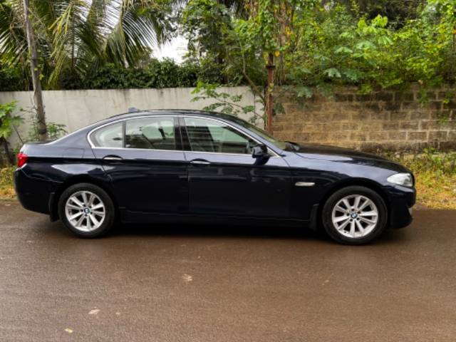 https://images10.gaadi.com/usedgaadi-sellcar/UsedCar/05cbe6da-8449-4be3-b3d2-16e47c79cee1/6cec93fc-4b9e-4c81-ae41-73f340548f65.jpeg?imwidth=6401