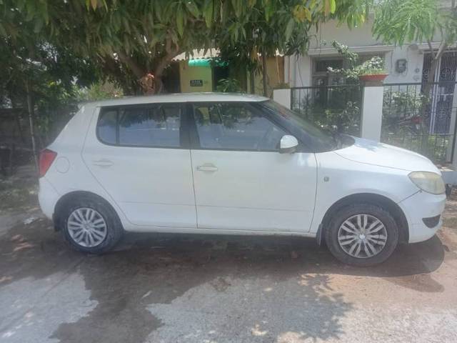 https://images10.gaadi.com/usedgaadi-sellcar/UsedCar/05d510bf-ab78-4a34-a420-a5aeae94151a/b712a86f-8b0c-40e9-aa25-63615b4233da.jpg?imwidth=6401