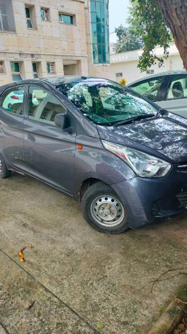 https://images10.gaadi.com/usedgaadi-sellcar/UsedCar/05e34c43-873a-4d3a-997f-7dcc3817be50/c014b958-74c8-45d8-9ff3-a338a4369fb9.jpg?imwidth=6400