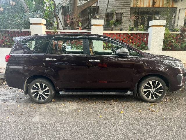 https://images10.gaadi.com/usedgaadi-sellcar/UsedCar/06520f24-b616-49b0-8c82-4e23a2ba6e35/38528554-c415-4023-9553-5d887cee6879.jpg?imwidth=6401