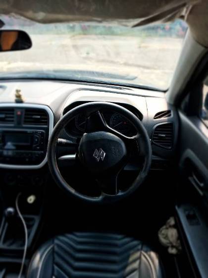 Maruti Vitara Brezza LDi Maruti Vitara Brezza LDi