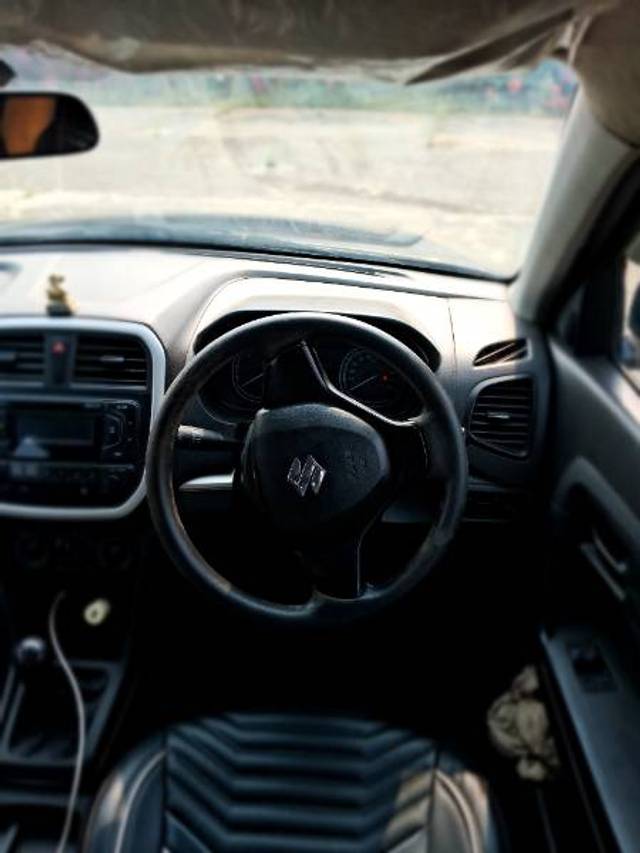 https://images10.gaadi.com/usedgaadi-sellcar/UsedCar/066def30-12d4-43ec-ad59-20d6ac3a3047/eda2f0c7-2513-45ed-bd86-526f1e9d41ac.jpeg?imwidth=6400
