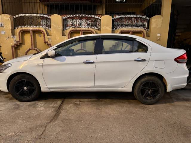 https://images10.gaadi.com/usedgaadi-sellcar/UsedCar/06750b15-c7bc-431e-8d2d-d6712a127910/874abb22-7e44-45ca-88a1-5aaacef95e0a.jpeg?imwidth=6402