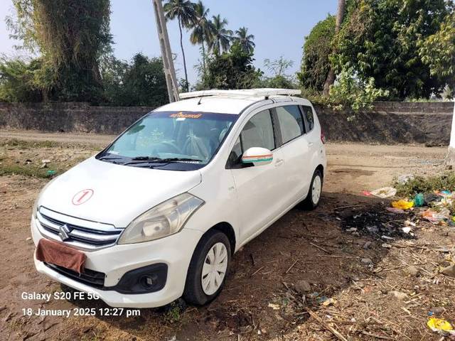 https://images10.gaadi.com/usedgaadi-sellcar/UsedCar/06cb6ea2-22f9-4599-be35-d92cd5ce6ea6/74f81855-e1dc-41c2-84f8-821d12f95fdf.jpg?imwidth=6400