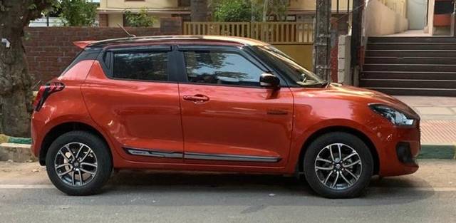 https://images10.gaadi.com/usedgaadi-sellcar/UsedCar/070d5b24-3d5a-4520-a706-1a4d2ea5349b/74329ba0-8145-4db1-aa52-e9d16bc9d654.jpeg?imwidth=6401
