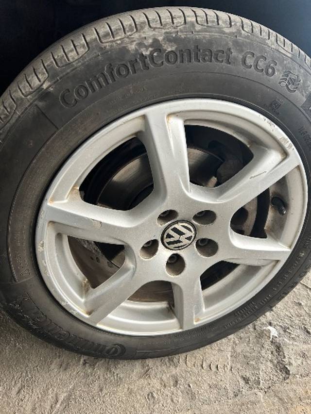 https://images10.gaadi.com/usedgaadi-sellcar/UsedCar/07a6960d-c530-45a7-ad8c-4f32b6295fae/75272ff9-2b49-4a3e-8e33-5f560ea8e218.jpeg?imwidth=6402