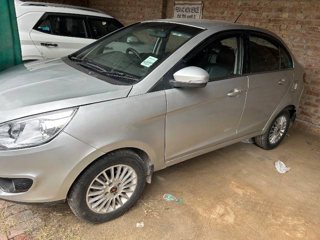 https://images10.gaadi.com/usedgaadi-sellcar/UsedCar/0826caa5-4d04-400c-9d15-41eb8c41877e/7f78b498-73a2-4371-9569-557b9b9d2286.jpeg?imwidth=6402