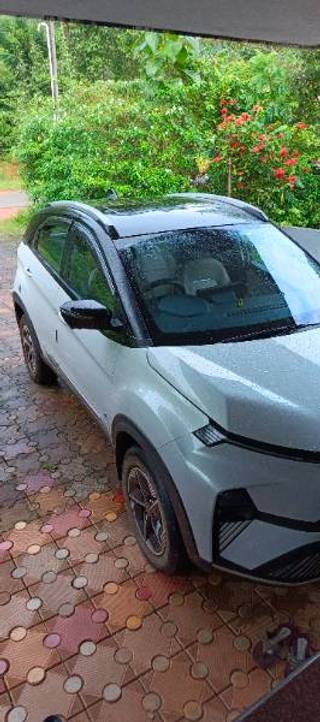 Tata Nexon EV Tata Nexon EV Empowered Plus LR