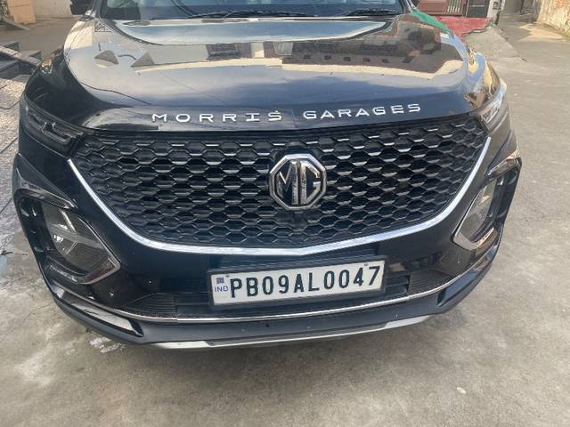 https://images10.gaadi.com/usedgaadi-sellcar/UsedCar/08d0f67d-99ef-446d-a1b7-486ab9571f6f/f7dc43d1-71e9-45a2-b074-ecf16103e3cf.jpg?imwidth=6402