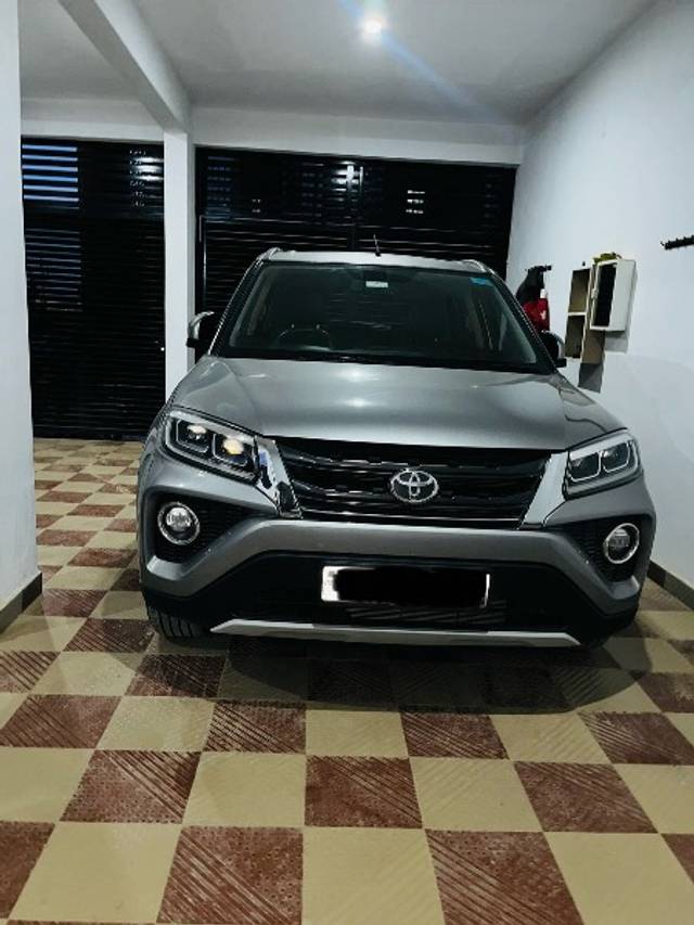 https://images10.gaadi.com/usedgaadi-sellcar/UsedCar/08d4b99d-f989-45f1-a2c8-5c85c9cc281e/cc257565-d71e-4637-b9d4-685c36c55c0a.jpg?imwidth=6400