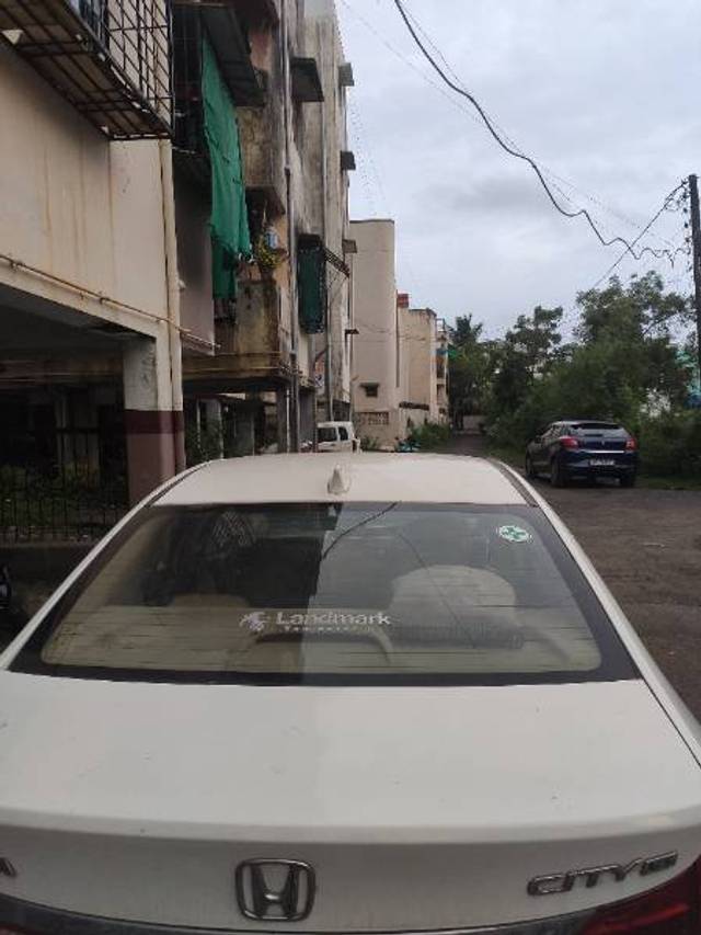 https://images10.gaadi.com/usedgaadi-sellcar/UsedCar/08d8a46f-165e-468c-9ef2-8f80cde33219/e773ada8-d4f2-4e6f-9909-61cf94cc271d.jpg?imwidth=6401
