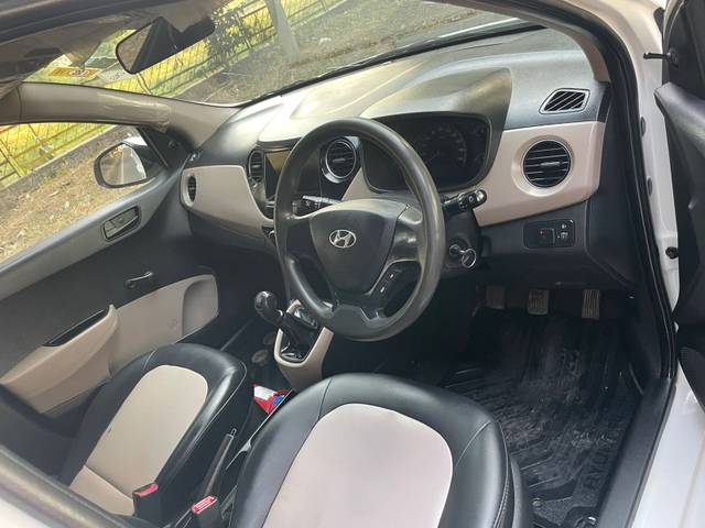 https://images10.gaadi.com/usedgaadi-sellcar/UsedCar/093f4779-1d09-47c4-b915-2d6899299591/1b1530e4-2e60-4c88-92eb-cba87e66b04e.jpeg?imwidth=6402