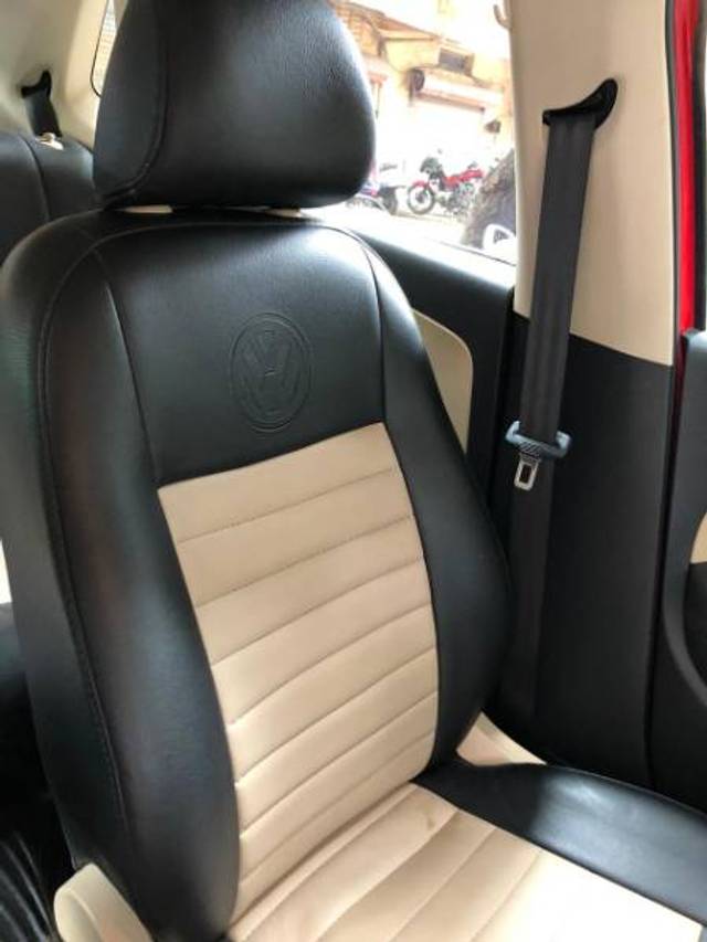 https://images10.gaadi.com/usedgaadi-sellcar/UsedCar/0955a130-7c1e-4d20-a43f-38f950b3e19b/78cf2c78-5ffa-4d87-abdb-bb6ef86f7161.jpg?imwidth=6402