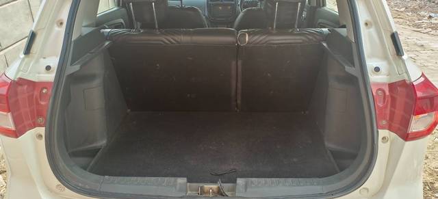 https://images10.gaadi.com/usedgaadi-sellcar/UsedCar/09607ae4-dd3b-40e5-8c30-3760493c3875/f633a05f-2134-4c40-b218-b38cbe353914.jpg?imwidth=6402