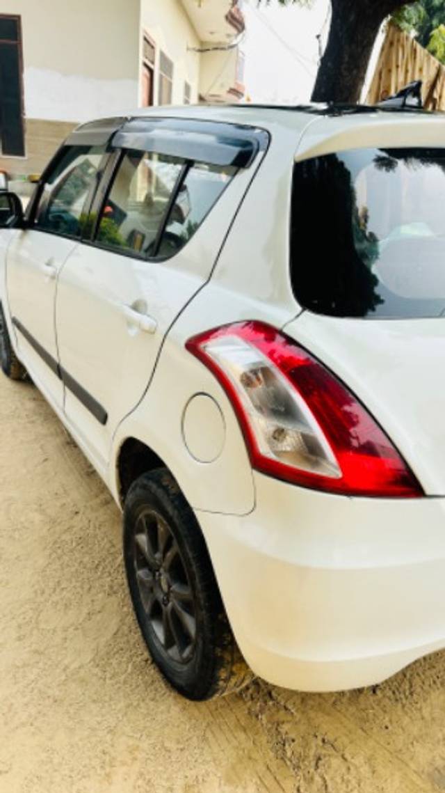 https://images10.gaadi.com/usedgaadi-sellcar/UsedCar/09e3f7cb-244a-44d0-a8b6-924cf5e028ac/82cab942-12e2-44c7-b52c-eb1dca16bb46.jpg?imwidth=6401