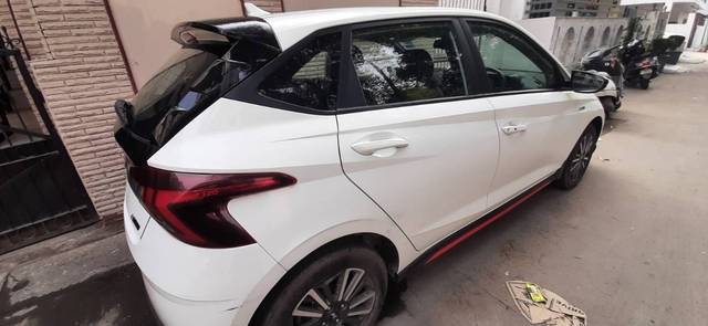 https://images10.gaadi.com/usedgaadi-sellcar/UsedCar/09f53387-9c95-439d-8437-7d4407fb5ee2/ca15f8f0-1c74-409b-b9e5-54b3faf36eb3.jpg?imwidth=6402