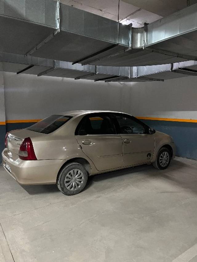 https://images10.gaadi.com/usedgaadi-sellcar/UsedCar/09ffa99b-389a-4564-82f8-692e4d53244c/85038aec-1aaa-4873-862c-20da4da22f65.jpeg?imwidth=6400