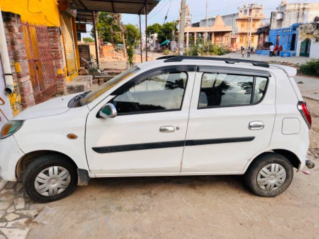 https://images10.gaadi.com/usedgaadi-sellcar/UsedCar/0a053abd-c574-4ca7-9177-48df7d2645de/0c38be0a-b976-4ab3-bb20-e9e316ce7cbb.jpeg?imwidth=6400