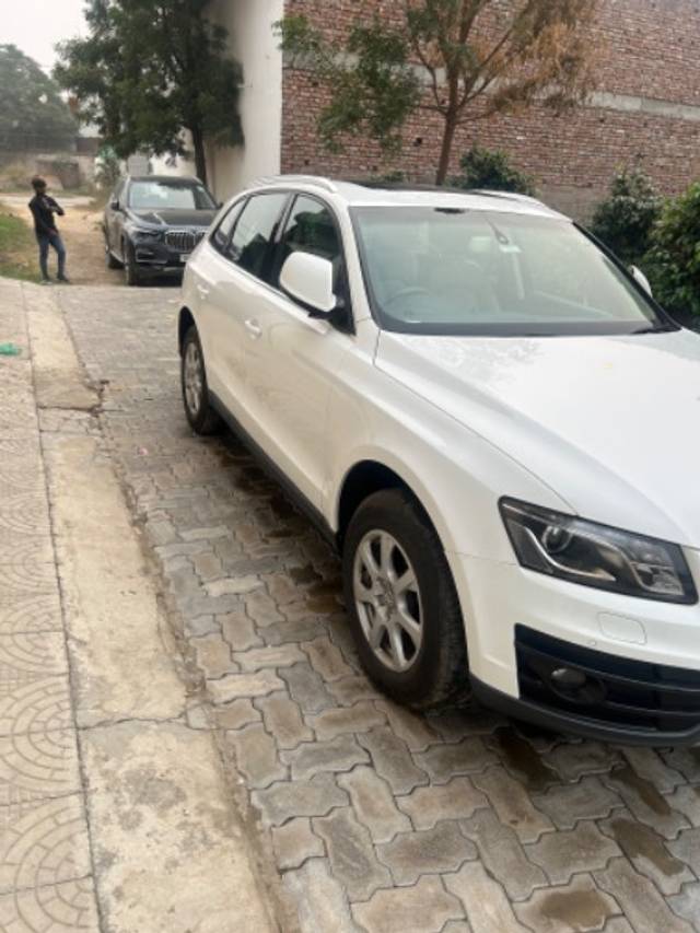 https://images10.gaadi.com/usedgaadi-sellcar/UsedCar/0a11ad04-9995-42b2-b4cf-96e742f05ba9/88476d96-850c-4c95-82fb-b0ff99dd885a.jpeg?imwidth=6400