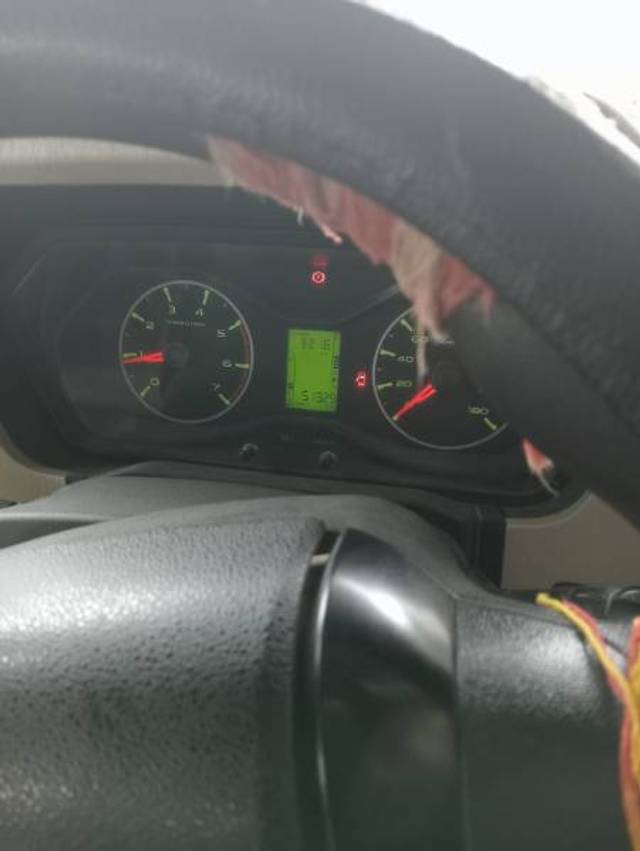 https://images10.gaadi.com/usedgaadi-sellcar/UsedCar/0a39679d-2213-4d09-a829-05e3f8a9465b/8a2ed674-4897-43de-b529-6b6600cb3e8e.jpg?imwidth=6402