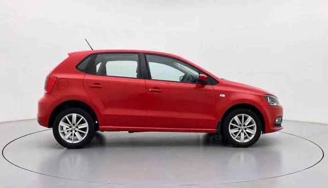 https://images10.gaadi.com/usedgaadi-sellcar/UsedCar/0a3b6764-a82b-4b4c-aefe-e4c3ee1d45c4/9a9dcea7-1cd3-4e5e-83e9-dbea5f6b5ca9.jpeg?imwidth=6401