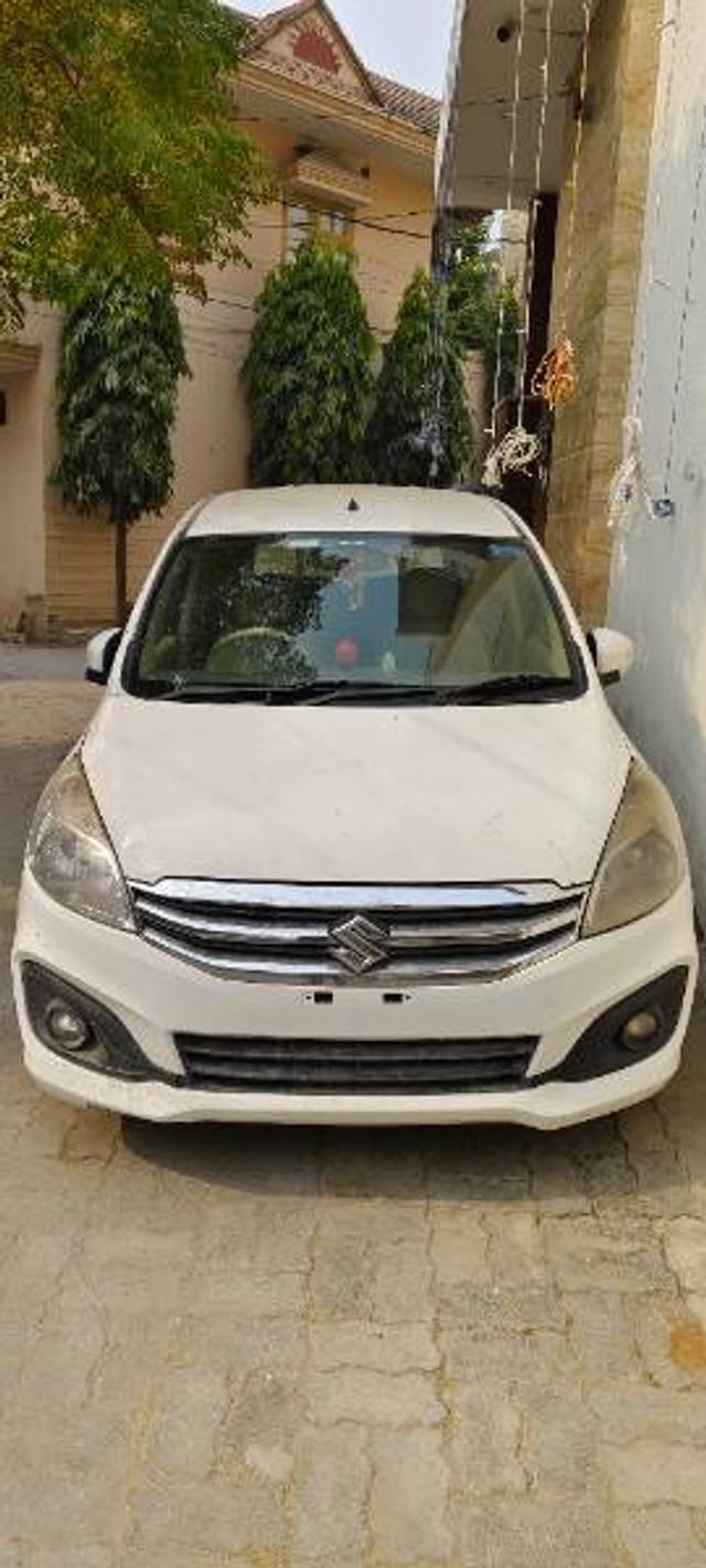 https://images10.gaadi.com/usedgaadi-sellcar/UsedCar/0a5cabd4-818b-4ac6-bdb4-04fc8cab1439/9c5a63b8-ffbb-4eb5-a0b7-ccb3354e7d68.jpg?imwidth=6400