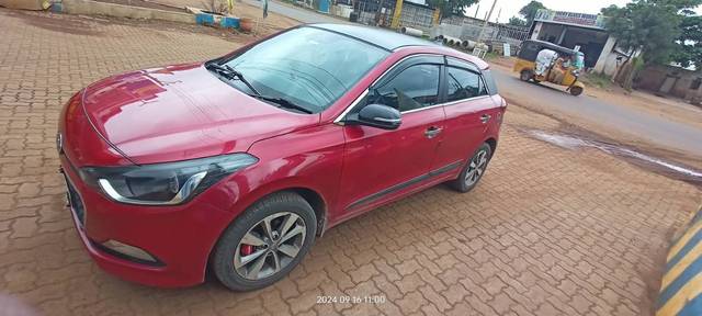 https://images10.gaadi.com/usedgaadi-sellcar/UsedCar/0a8a119f-9b77-47e6-b89e-c6a02c8d7468/1bc82726-a066-42ec-a90d-9c3a34242eb4.jpg?imwidth=6401