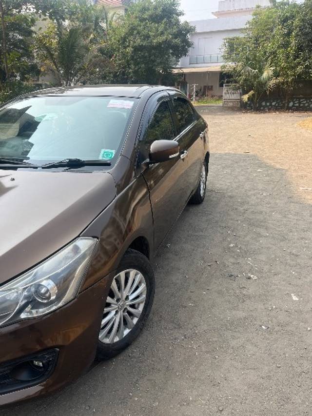 https://images10.gaadi.com/usedgaadi-sellcar/UsedCar/0adccde5-a9e7-4327-9382-9237db2b0d50/21e19668-54b5-4552-a2ed-343ebdc3d0fa.jpeg?imwidth=6400