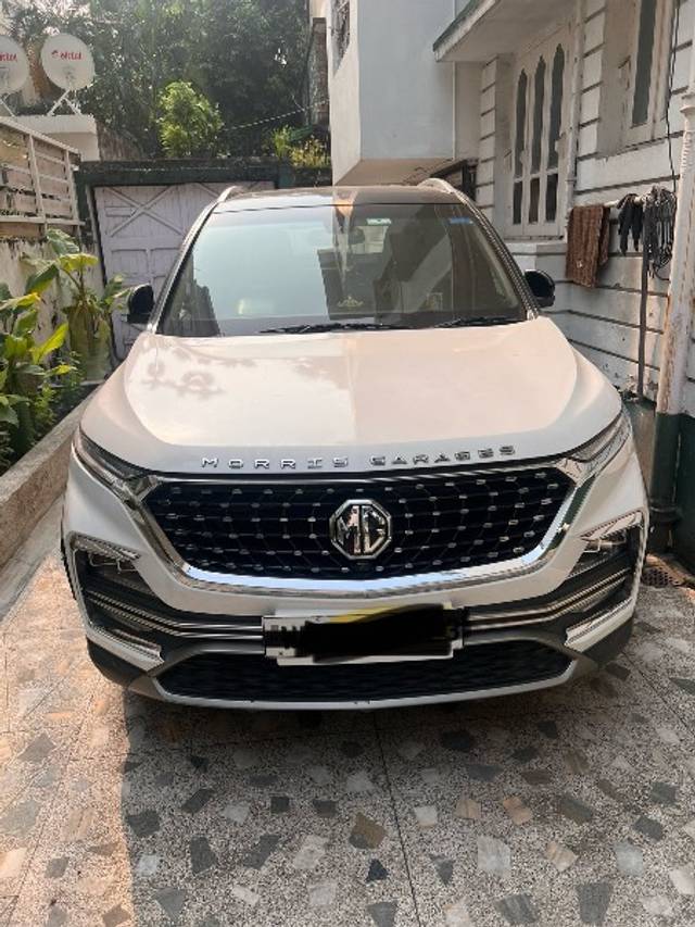 https://images10.gaadi.com/usedgaadi-sellcar/UsedCar/0af54cd5-262a-4e2c-ab9a-4f39b5e389e2/741cdcff-fcbc-49b2-8e29-6c9bce5ef39b.jpg?imwidth=6401