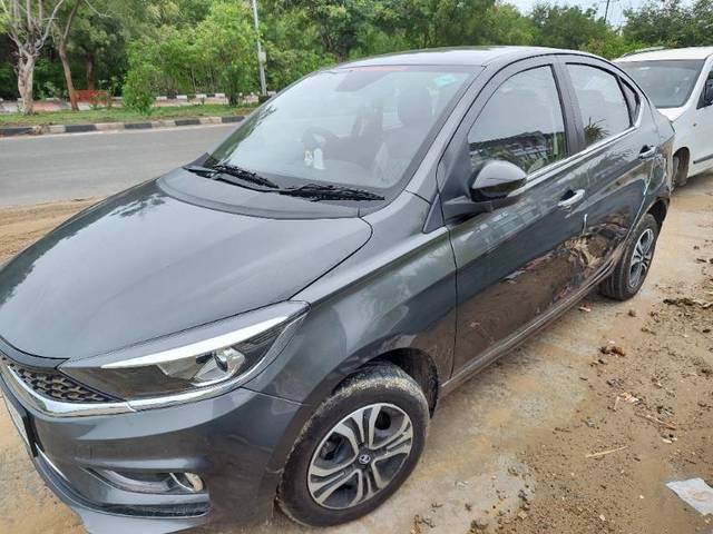 https://images10.gaadi.com/usedgaadi-sellcar/UsedCar/0b2af1ad-a693-4202-8d62-72112bedc2b7/7fed4313-c027-4d38-b8ec-ca4e0742728d.jpg?imwidth=6400
