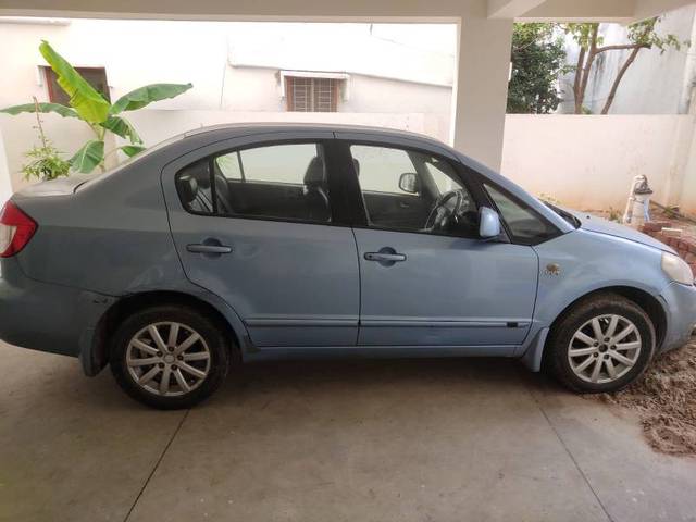 https://images10.gaadi.com/usedgaadi-sellcar/UsedCar/0b6b6908-d69b-40dc-81ad-c19821b228f4/98933b1b-e007-4a42-9b75-a8ffa0aed8d4.jpg?imwidth=6401