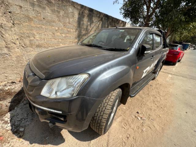 https://images10.gaadi.com/usedgaadi-sellcar/UsedCar/0bade97b-719a-46f7-8fb4-a9c84e1494e4/193c75fb-5032-48bd-998c-5c79aea640ec.jpeg?imwidth=6401