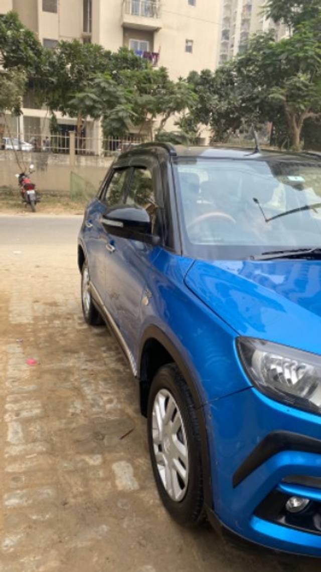 https://images10.gaadi.com/usedgaadi-sellcar/UsedCar/0bb6abfa-8d9f-4177-9f5a-81a70edd0ee6/3f518256-6218-43d3-8faf-fea450f6afc5.jpeg?imwidth=6401