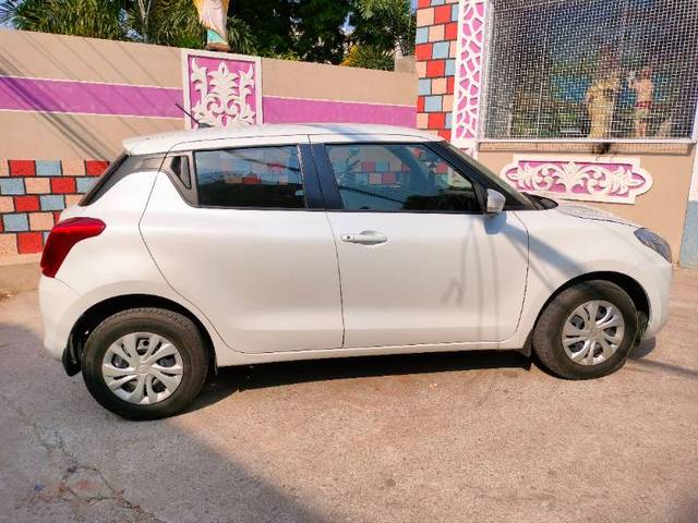 https://images10.gaadi.com/usedgaadi-sellcar/UsedCar/0bf33aac-9108-4bb4-9611-9534017eb4ab/d71eda64-8d3f-4879-9a13-6dce9722cfaf.jpg?imwidth=6401