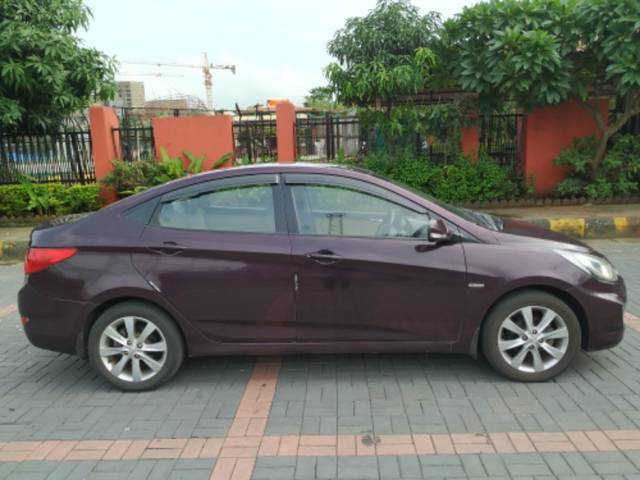 https://images10.gaadi.com/usedgaadi-sellcar/UsedCar/0c057793-83d7-4096-9fee-39e6f519ba6e/8067b7e1-313d-4826-a365-1418d02740b8.jpeg?imwidth=6401