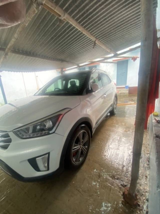 https://images10.gaadi.com/usedgaadi-sellcar/UsedCar/0ccbb36d-9eb9-46c2-8d5a-eed87daafde5/e817d57a-a60b-40f5-8289-4d9dd222f7a7.jpeg?imwidth=6401