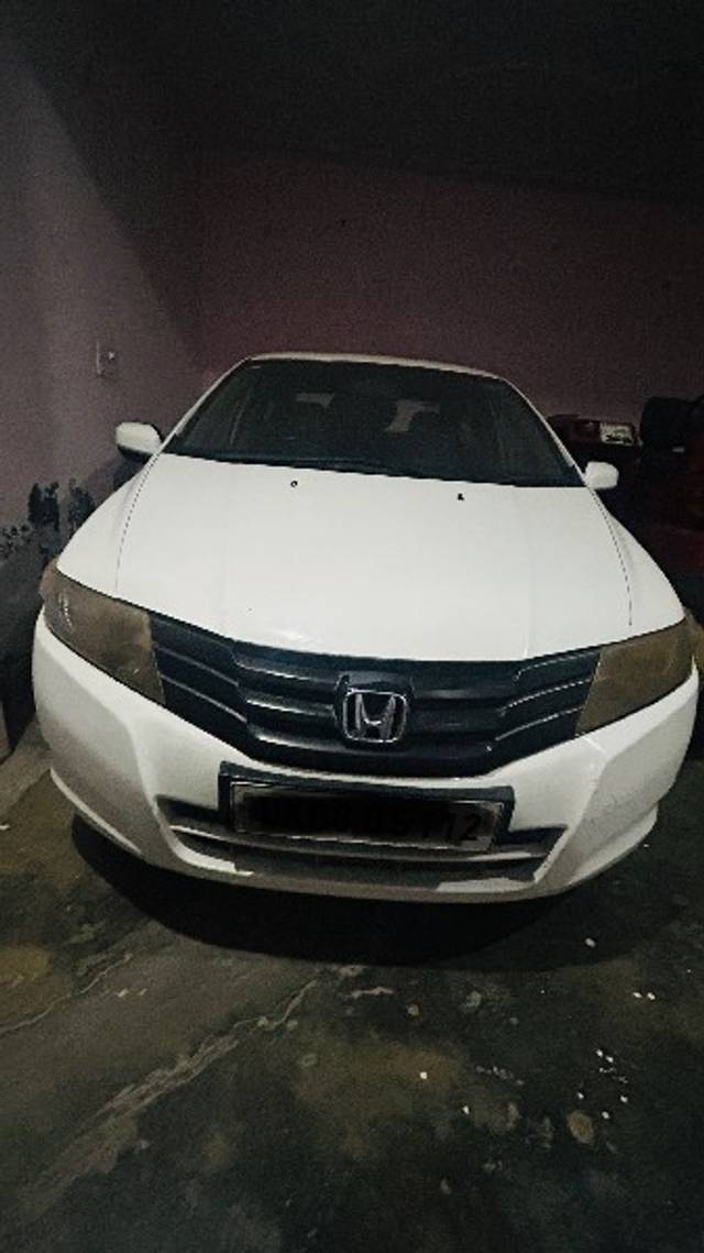 https://images10.gaadi.com/usedgaadi-sellcar/UsedCar/0ccc9515-c034-45a6-916b-47564c97abd3/7988bc83-9519-4c2c-b037-09eb50419830.jpeg?imwidth=6400