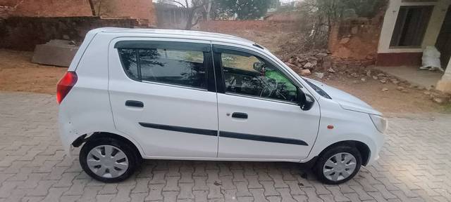 https://images10.gaadi.com/usedgaadi-sellcar/UsedCar/0d19a6e1-5a48-4159-8bc2-06d15a351471/3aac81fd-0cd1-41b7-b587-f6bd94b717dd.jpg?imwidth=6401