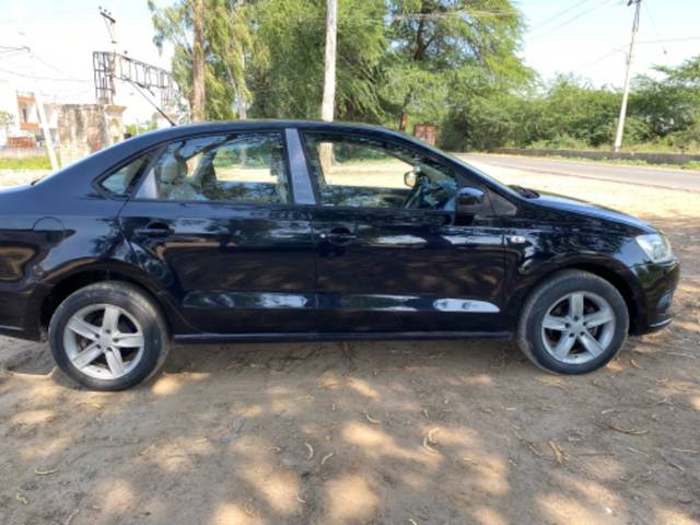 https://images10.gaadi.com/usedgaadi-sellcar/UsedCar/0d8169e9-be6c-4d3f-85d3-359286f6085f/f32f3f42-d967-4f12-9244-f840faec6dab.jpeg?imwidth=6401