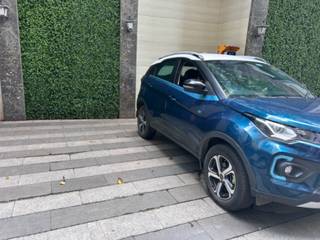 Tata Nexon EV Max 2022-2023 Tata Nexon EV XZ Plus