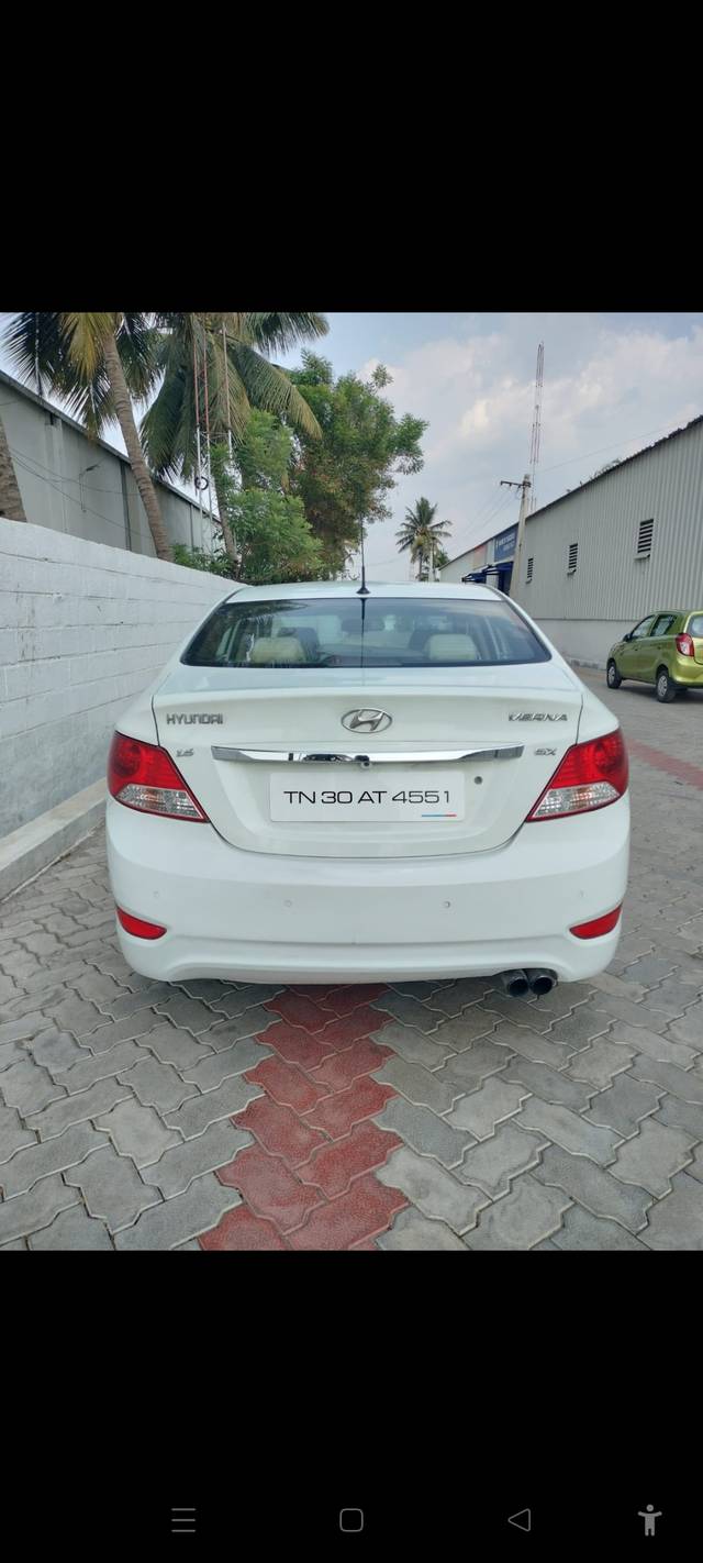 https://images10.gaadi.com/usedgaadi-sellcar/UsedCar/0de172eb-d1f6-4c24-859a-8f27761bc5c3/55580b89-c0b4-447f-90b1-de487005b2ae.jpg?imwidth=6402