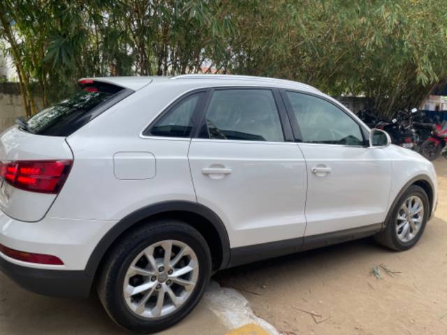 https://images10.gaadi.com/usedgaadi-sellcar/UsedCar/0e0d355e-25e8-4fc6-b988-2be6818c1029/f4d2c057-2ebf-44c9-a00b-685373bb2055.jpeg?imwidth=6401