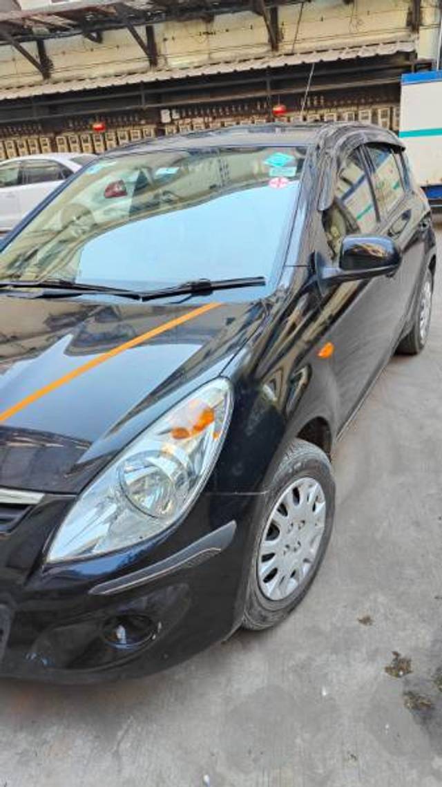 https://images10.gaadi.com/usedgaadi-sellcar/UsedCar/0e40a8d5-0523-4f21-aadb-a71a1444e670/77a6f336-5fe3-431b-8044-40c4d36ed2ba.jpg?imwidth=6401