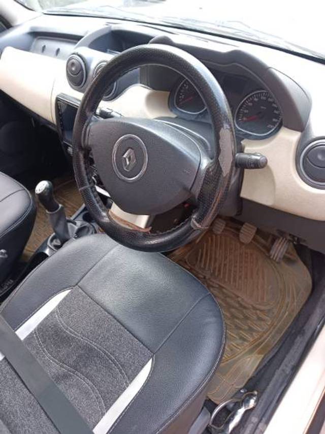 https://images10.gaadi.com/usedgaadi-sellcar/UsedCar/0e6cda87-e2b1-4ec3-b972-6bebe4e019da/5588d7cf-99f0-413f-acbd-e56db03b6fdb.jpeg?imwidth=6401