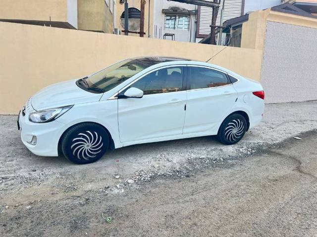 https://images10.gaadi.com/usedgaadi-sellcar/UsedCar/0ea4ade2-7334-418c-93a0-e94b5e928406/fdda03eb-9ffd-4996-a91a-ff5aa1a73f8b.jpg?imwidth=6400