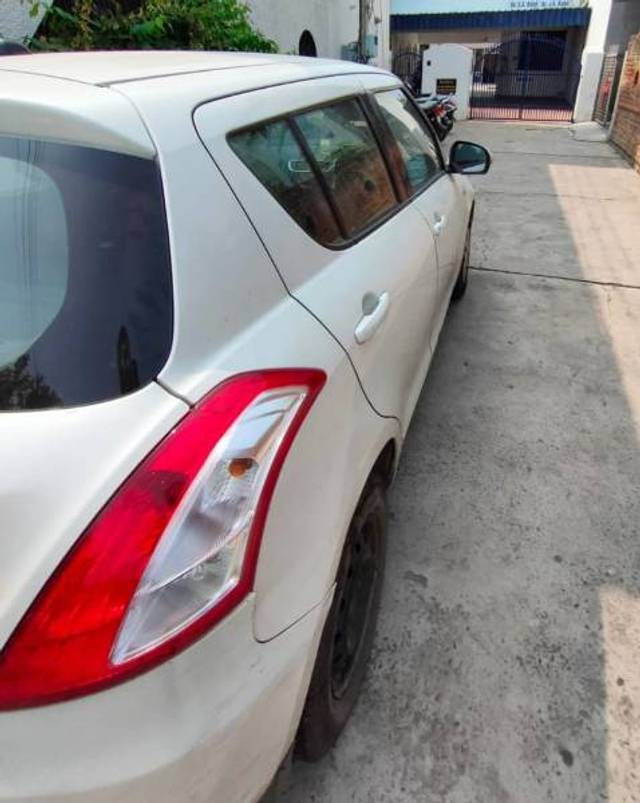 https://images10.gaadi.com/usedgaadi-sellcar/UsedCar/0eb92001-7e26-486f-b374-b3cf3a5b4638/e288d29f-7a93-42bb-a60a-72c56ded7fe3.jpg?imwidth=6402