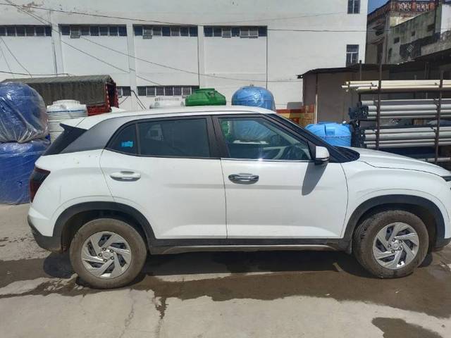 https://images10.gaadi.com/usedgaadi-sellcar/UsedCar/0ee1e94c-47f8-4461-9cdc-f9cb5dba10d2/b54ad38c-baff-4dcf-aeaf-585dfec8eb4c.jpg?imwidth=6401